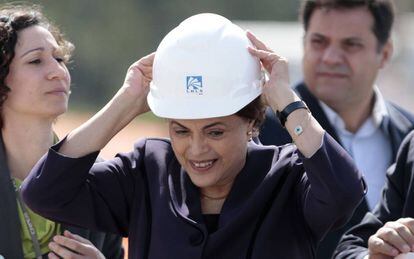 Dilma Rousseff visita um canteiro de obra em Campinas, na última quinta.
