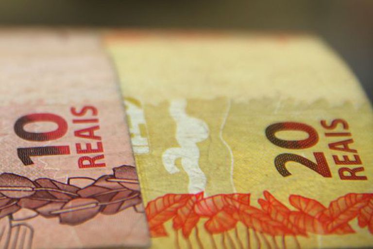 A economia brasileira encolheu 1,7% no terceiro trimestre.