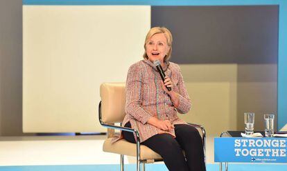 Clinton participa de evento de campanha.