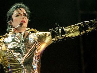 Michael Jackson na turnê de "HIStory", na Nova Zelândia, no dia 10 de novembro de 1996.