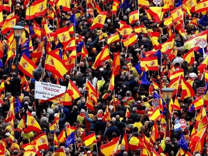 Milhares de pessoas ocupam as ruas de Madri para pedir eleições: as imagens do protesto