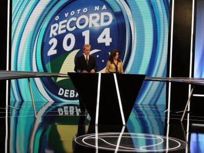 Dilma e Aécio debatem na Record, neste domingo.