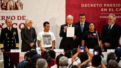 López Obrador apresenta o decreto da comissão da verdade