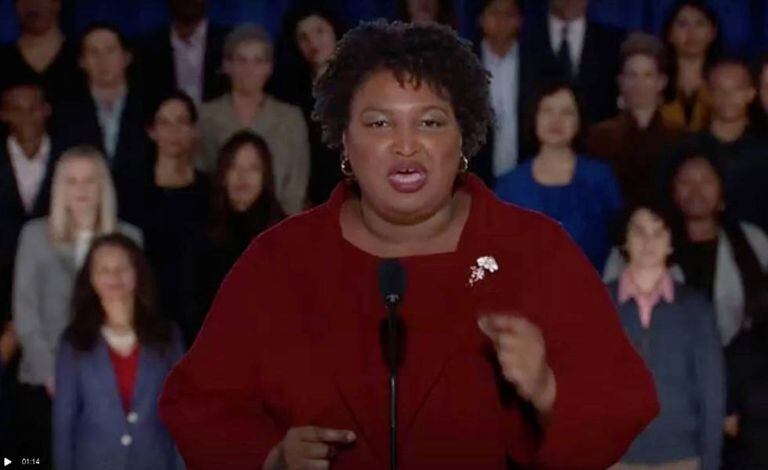 Stacey Abrams, durante seu discurso