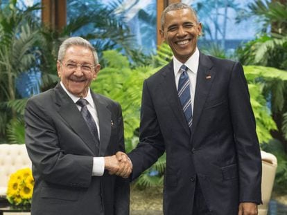 VÍDEO | Obama e Raúl Castro se encontram em Cuba