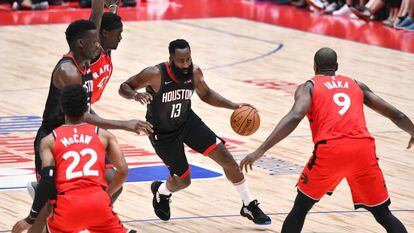 James Harden, no Rockets x Raptors desta terça-feira no Japão.