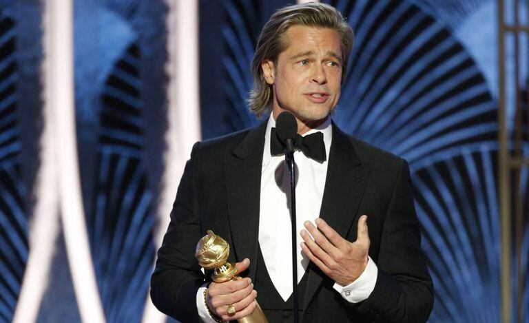 Brad Pitt, ganhador do Globo de Ouro de melhor ator coadjuvante, neste domingo em Los Angeles.