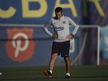 Ernesto Valverde tem um problema para montar o Barcelona: a ausência de Messi.