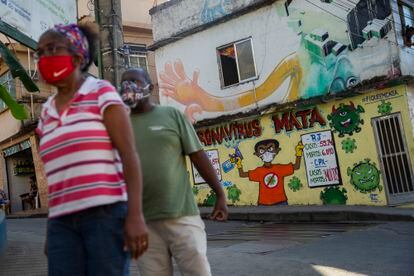 Painel do Complexo do Alemão fala sobre a pandemia no Rio, na comunidade.