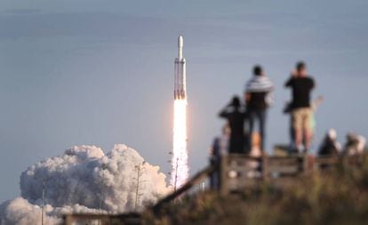 Google Maps marca locais na lua com vestígios de OVNIS