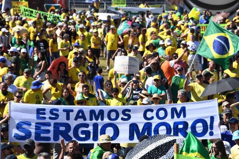 Marcha a favor do ministro Sergio Moro neste domingo na praia de Copacabana.