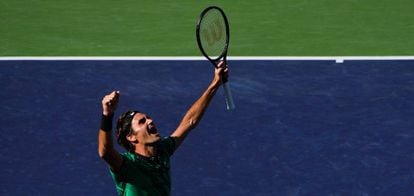 Federer celebra seu triunfo contra Wawrinka.