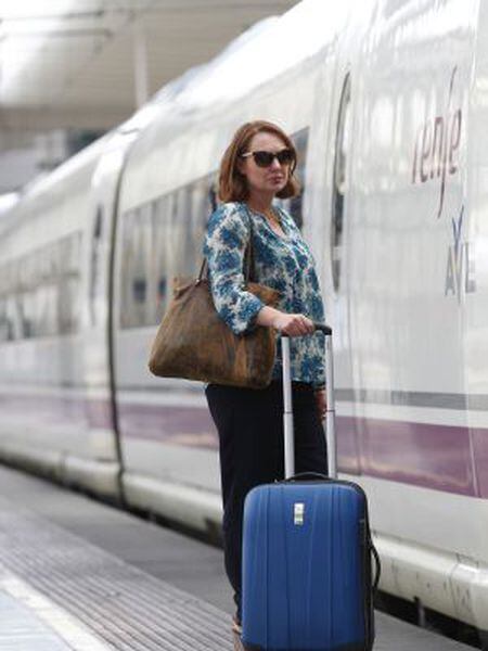 Paula Hawkins, antes de subir no trem para Barcelona.