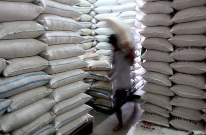 Redes de alimentos do Estado venezuelano terão racionamento.