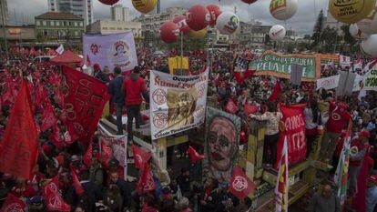Manifestantes nesta quinta-feira, em São Paulo.