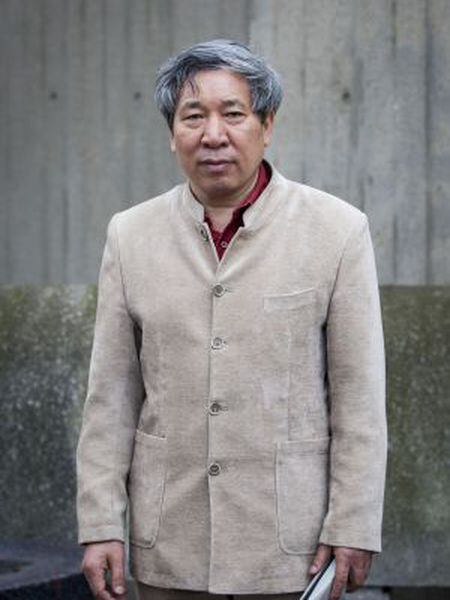 Yan Lianke em Londres em imagem feita em 2013.
