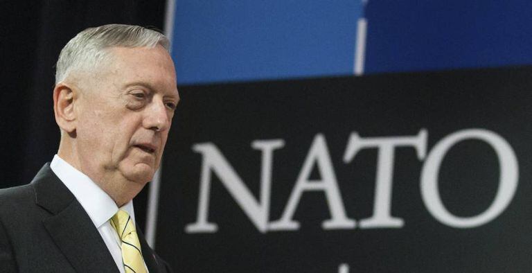 O secretário de Defesa norte-americano, James Mattis, na reunião de ministros de Defesa da OTAN,