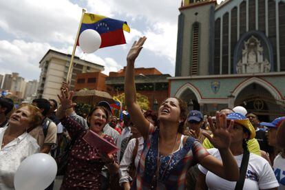 Protestos contra o governo de Maduro em Caracas.