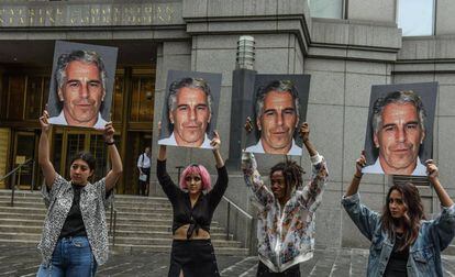 Protesto contra Epstein o passado 8 de julho ante o tribunal de Nova York.