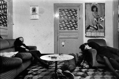 ‘Assassinato num prostíbulo’ (Palermo, 1985), uma das fotografias de Letizia Battaglia.