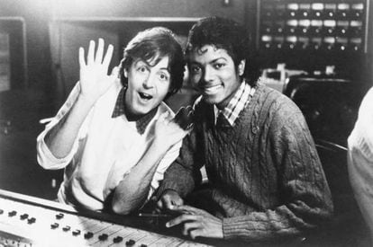 Michael Jackson comprou as canções dos Beatles. Por isso não é de se estranhar a irritação de Paul McCartney.