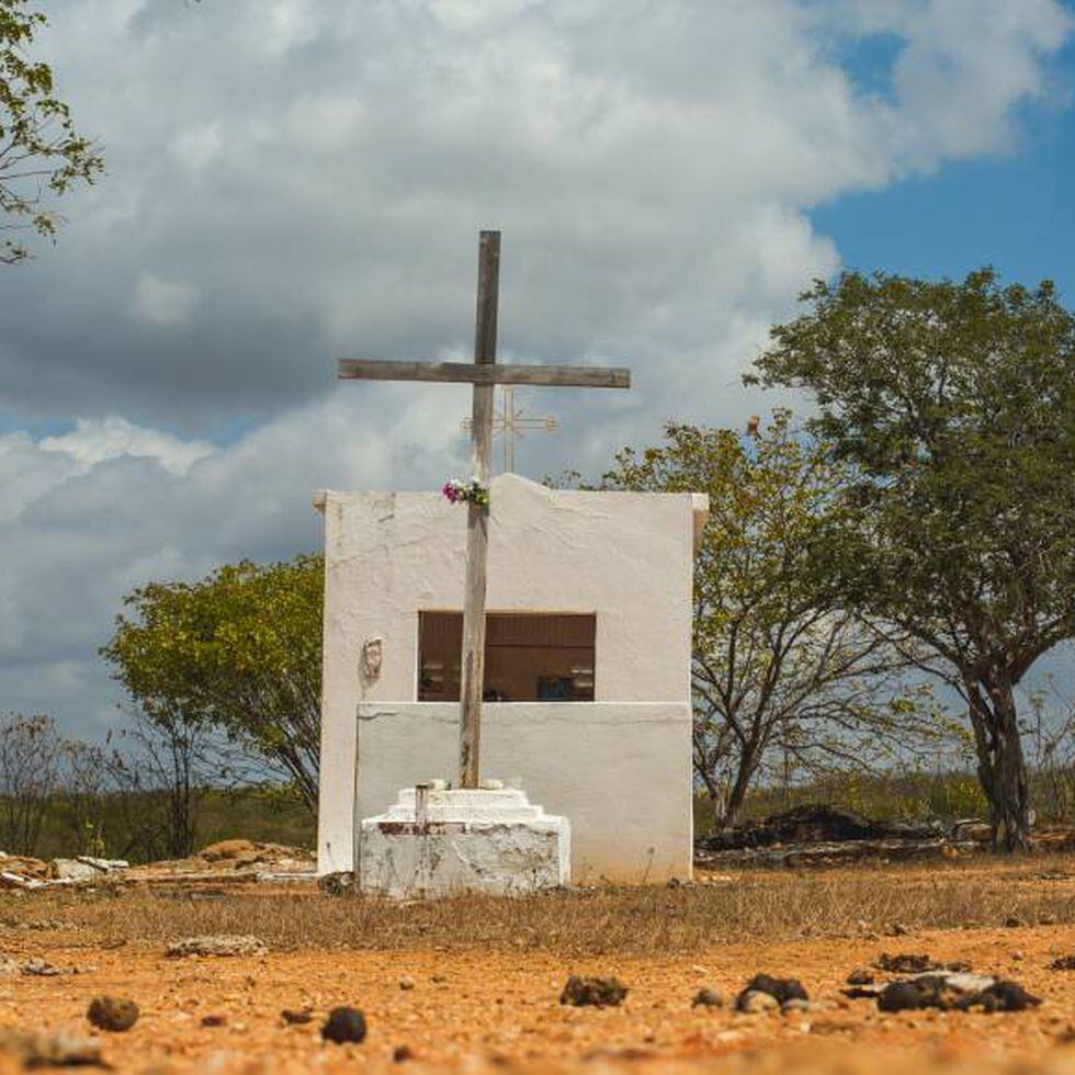 Sítio histórico do último campo de concentração no Ceará resiste