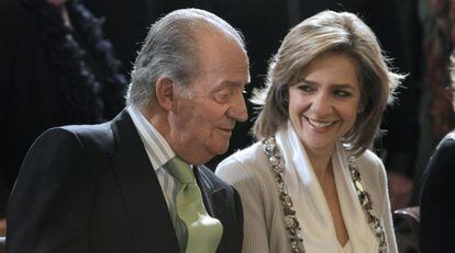 A infanta Cristina e o Rey em um concerto do Orfeón Donostiarra em 2010.