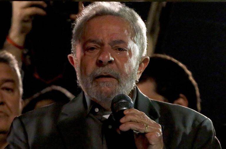Lula discursa na av. Paulista na última sexta-feira.