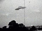Suposta imagem de um OVNI em Westall (Austrália), em 1966.