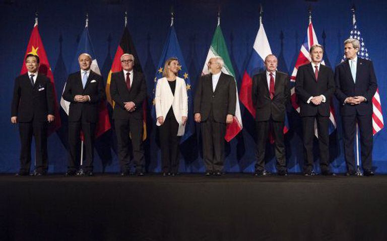 Representantes das seis potências, Irã e UE, ao anunciar o acordo.
