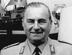 O marechal Albert Schnez em 1968.