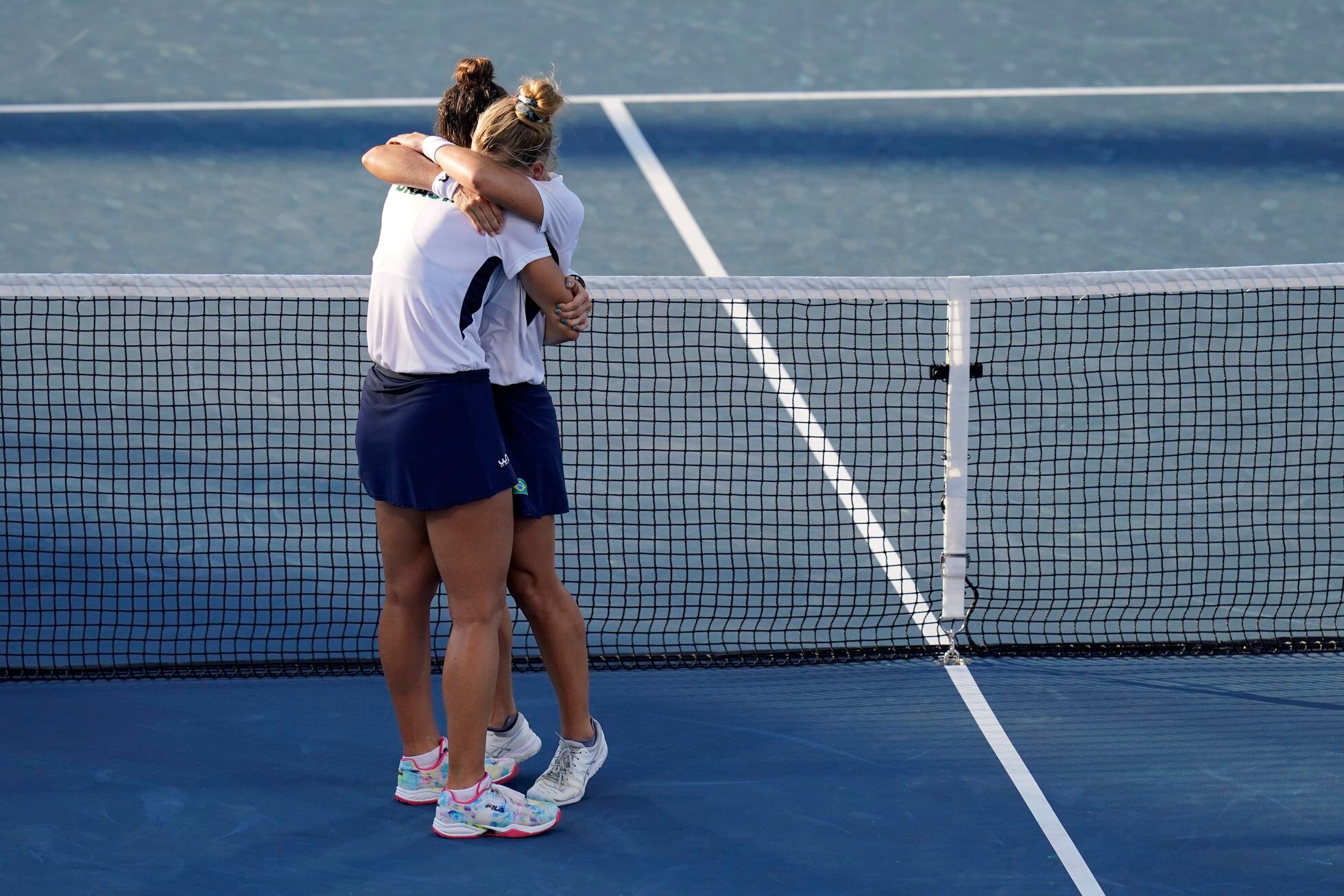 Bronze nos Jogos Olímpicos de Tóquio: Laura Pigossi e ...