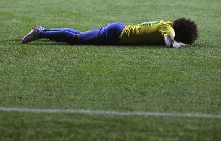 O atacante Willian, durante a cobrança de pênaltis.