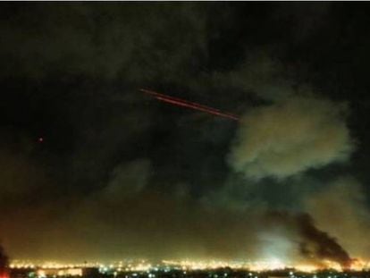 Imagens do bombardeio à base Al Ain, no Iraque.