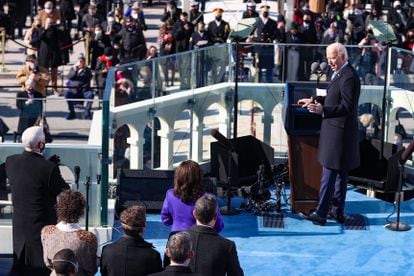 O presidente Joe Biden discursa durante a cerimônia de posse.
