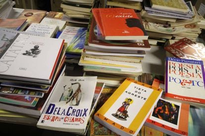 Volumes da Campanha de Doações de Livros para Casas de Leitura e Tubotecas de Curitiba.