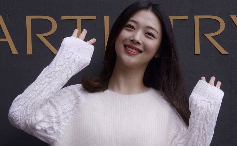 A estrela do pop coreana, Sulli, em 2015.