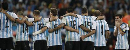 Os jogadores de Argentina, durante os pênaltis contra a Holanda
