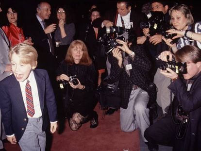 Macaulay Culkin, com10 anos, em um evento realizado em 1990, ano em que filmou 'Esqueceram de Mim'. O filme se tornou a terceira maior bilheteria até aquele momento (depois de E. T. e Guerra nas Estrelas).