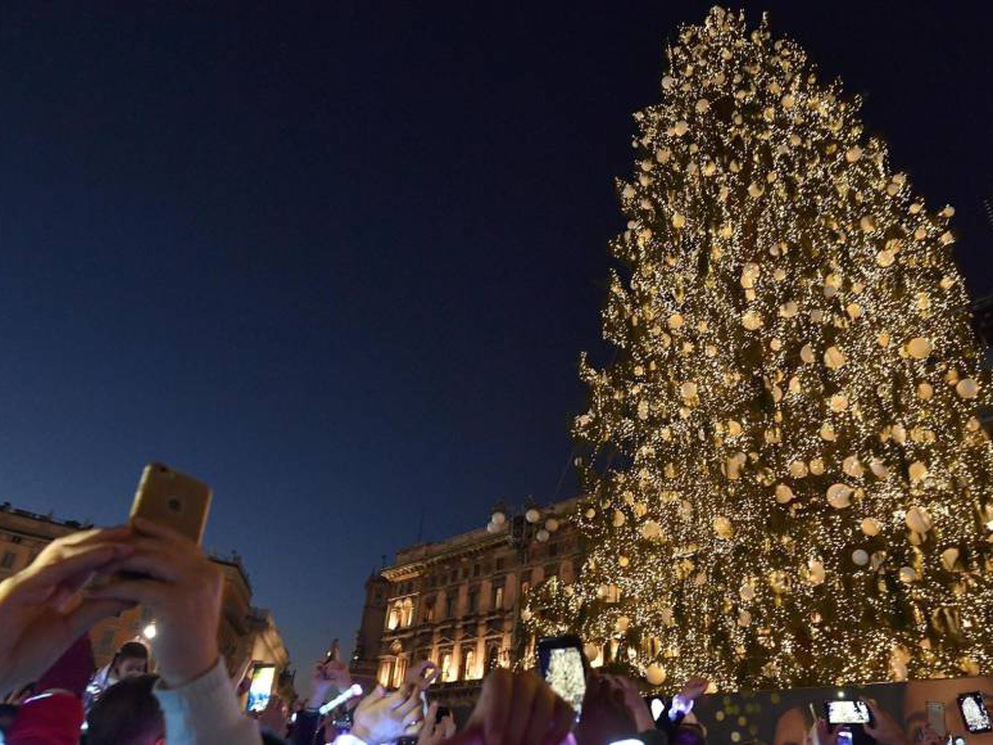 Cristão Comemora o Natal? - Evangélico Comemora o Natal? - Tire suas  Duvidas 