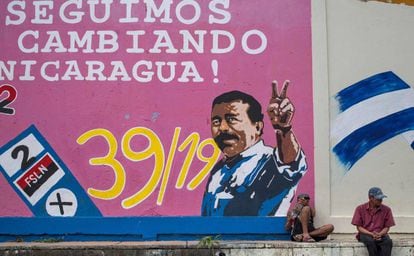 Um mural de Daniel Ortega na cidade de Estelí.