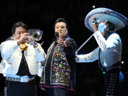 Juan Gabriel, em um show em junho, em Morelia, no México.
