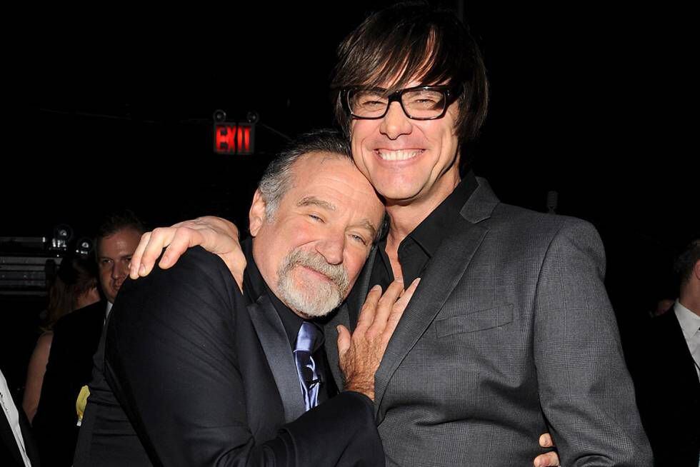 Robin Williams e Jim Carrey, velhos amigos da cena ‘stand-up’, em 2012.