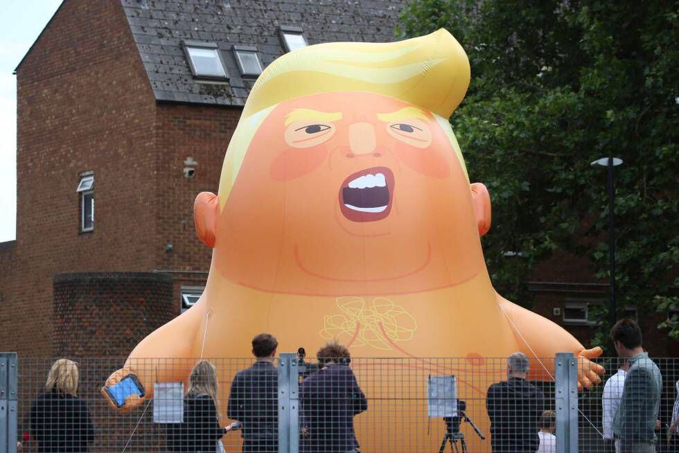 O boneco inflável de Trump usado no protesto em Londres.