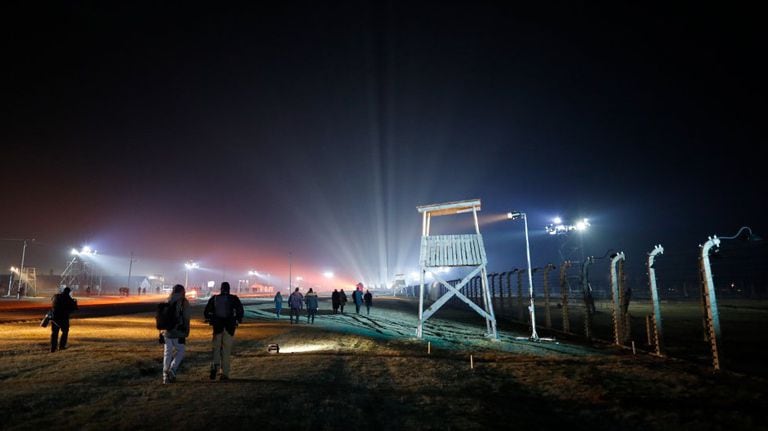 Ato de comemoração do 75º aniversário de liberação do campo de concentração de Auschwitz, na Polônia, em 27 de janeiro.
