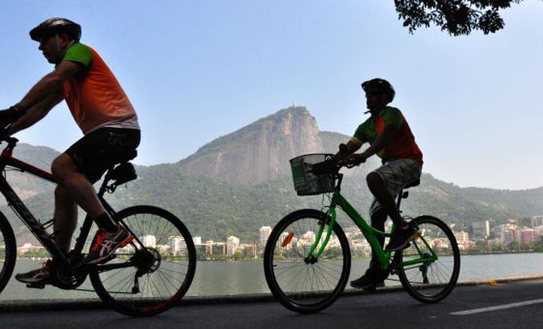 Ciclistas no Rio de Janeiro.