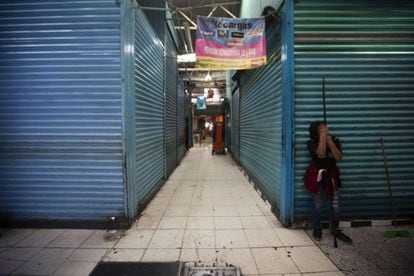 Comércios fechados no distrito de Xochimilco, na Cidade do México, em 31 de março.