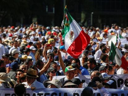 Protesto contra a violência no México no aniversário de um ano de López Obrador no poder, neste domingo, 1, 2019.