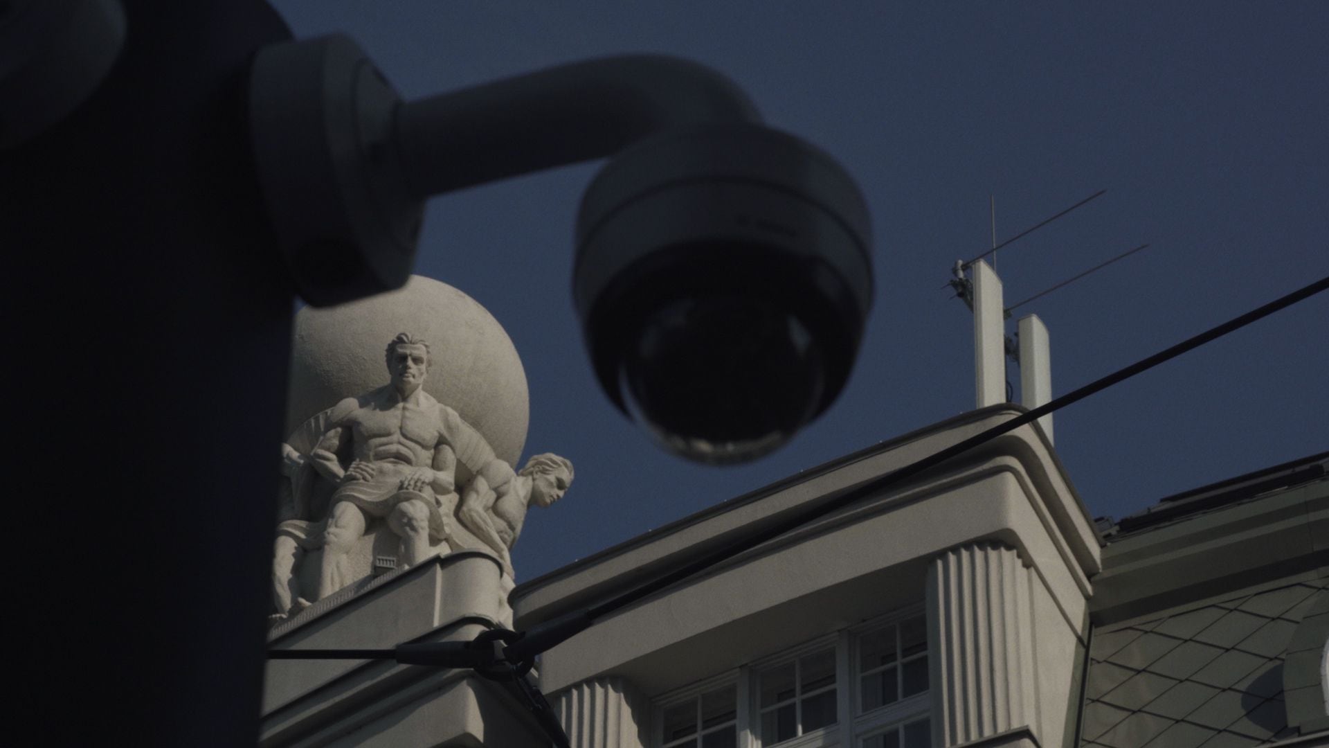 Mil câmeras conectadas a um software de reconhecimento facial foram instaladas em Belgrado.