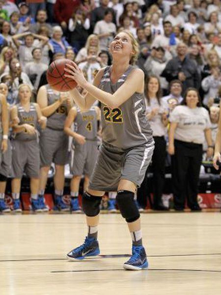 Lauren Hill durante um jogo de basquete.